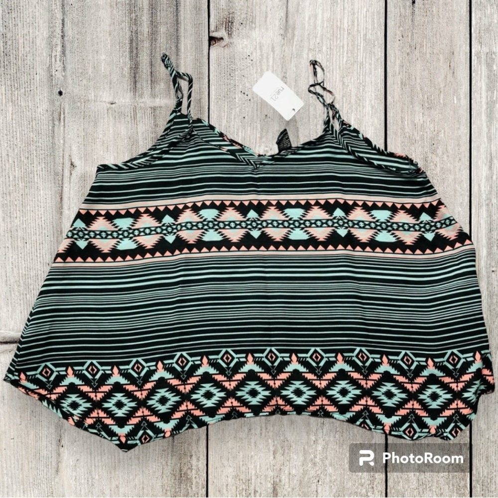 Rue 21 Top NWT